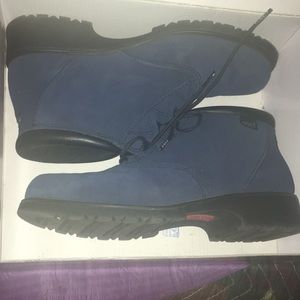 Women’s Sporto Waterproof Boots Madeline Navy Size 8.5M